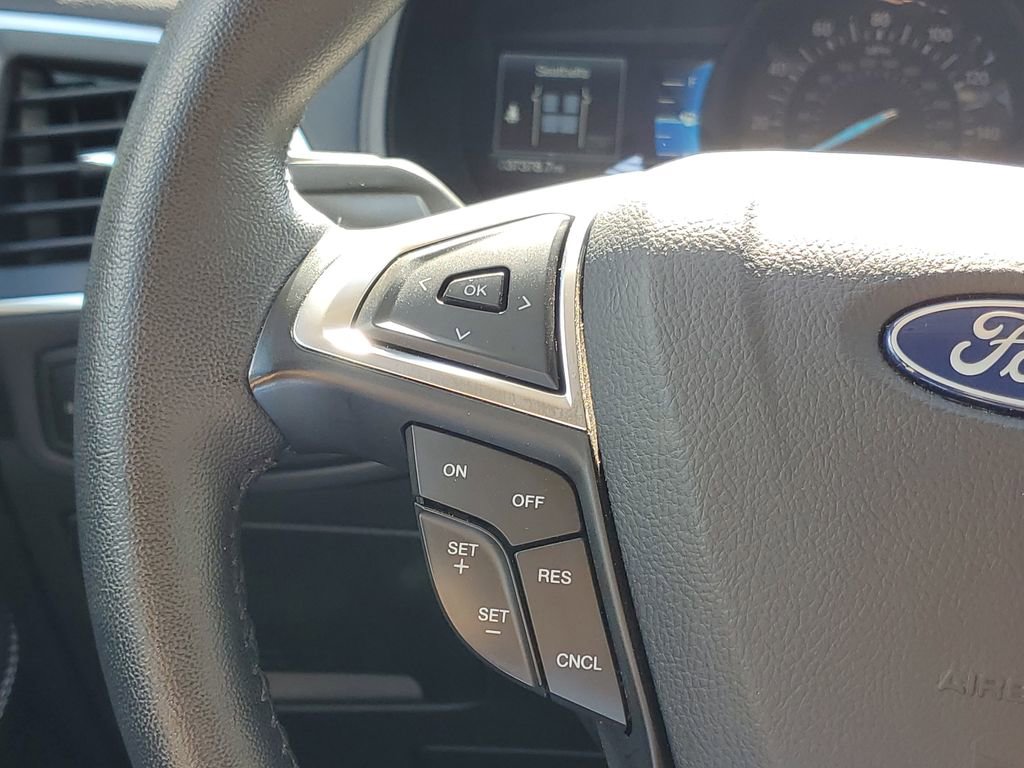 Used 2024 Ford Edge Titanium image 28