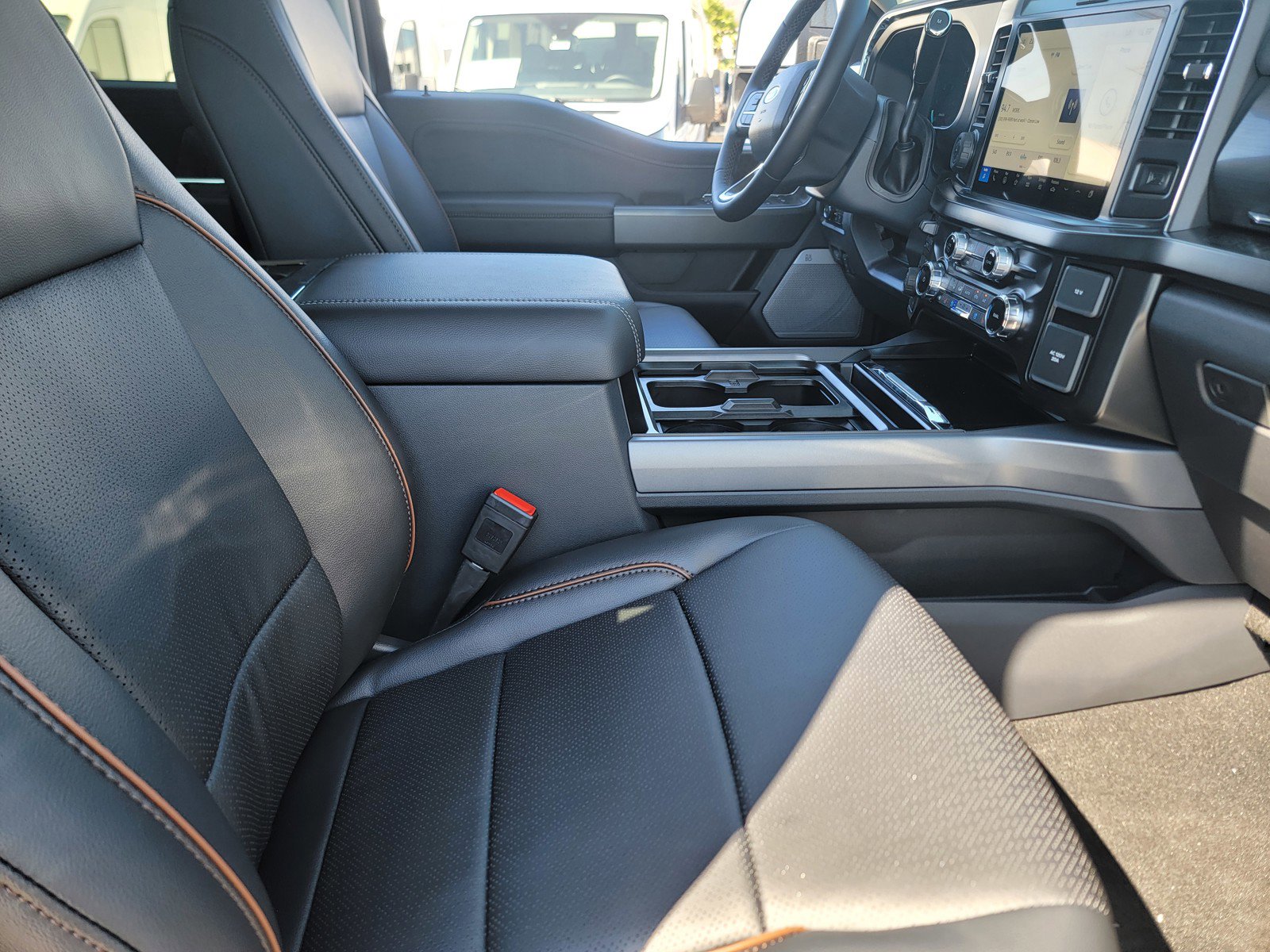 New 2026 Ford F250 Lariat w/ Tremor Off-Road Package image 15