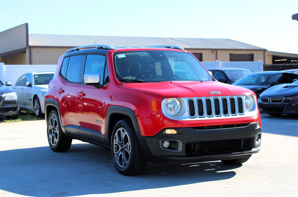 Used 2015 Jeep Renegade Limited image 9
