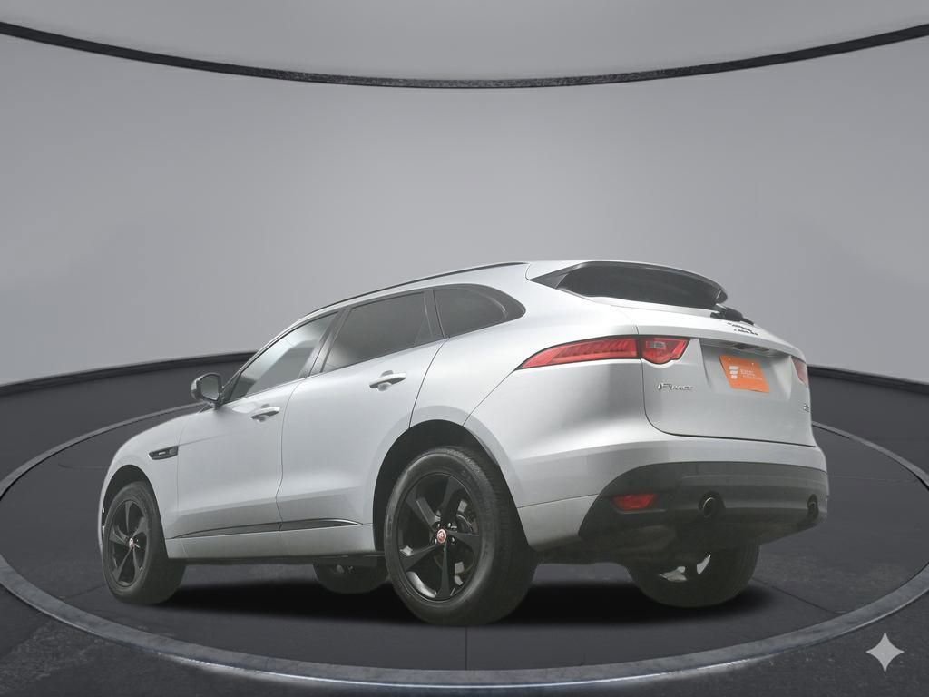 Used 2020 Jaguar F-PACE R-Sport image 41