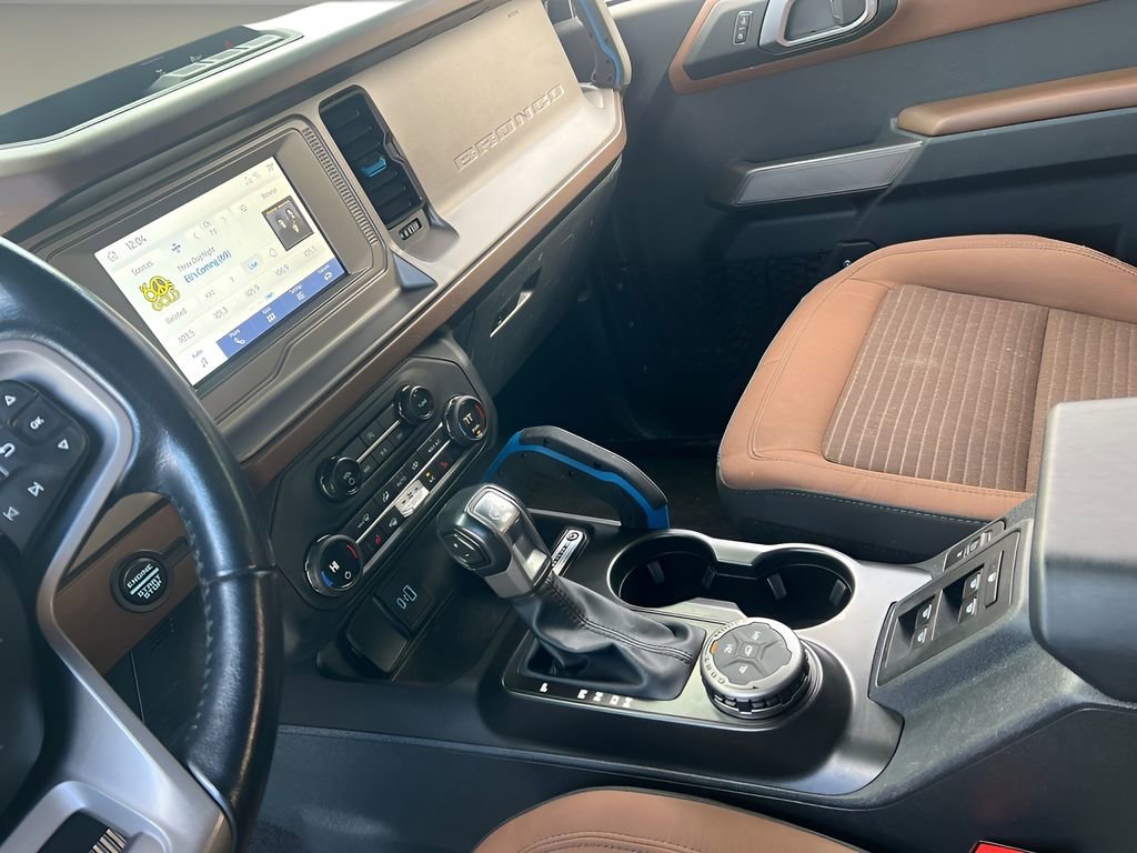 Used 2023 Ford Bronco Outer Banks image 16