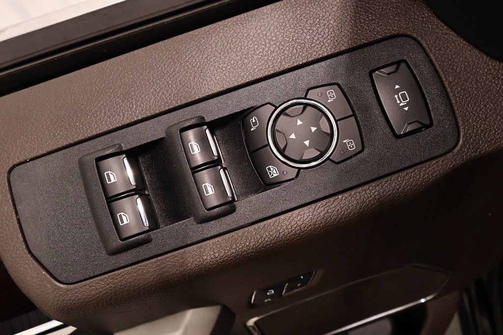 Used 2019 Ford F250 King Ranch w/ King Ranch Ultimate Package AWD/4WD image 11