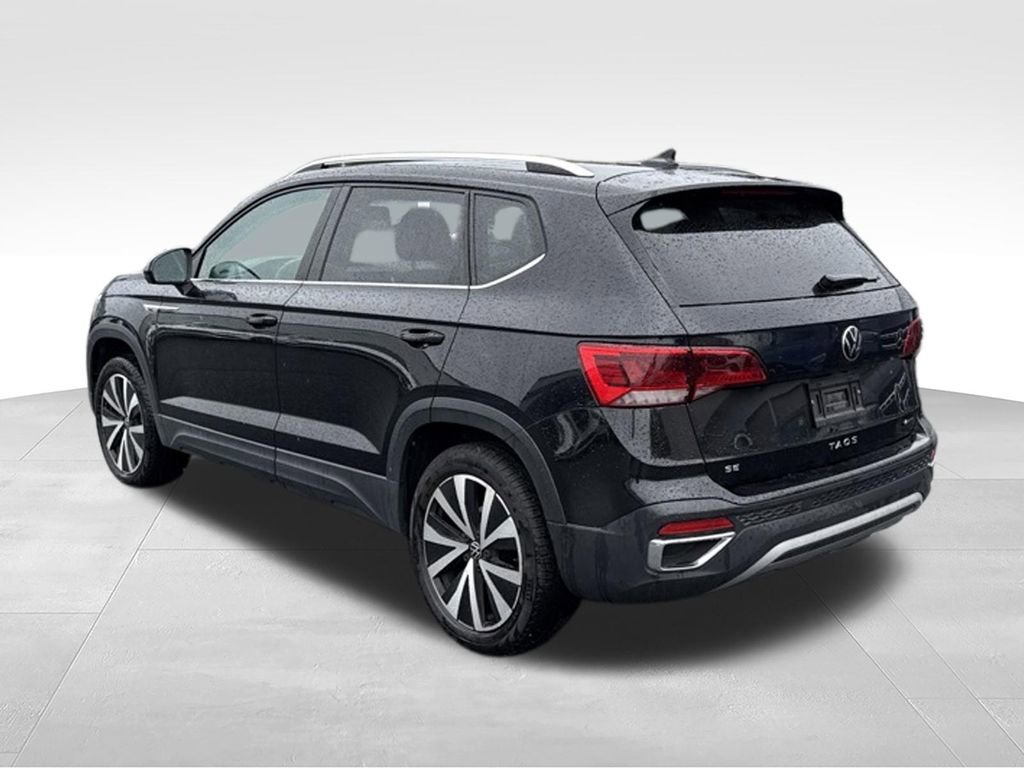 Used 2022 Volkswagen Taos SE AWD/4WD image 5