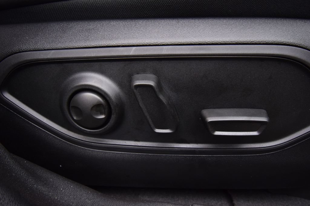 New 2026 Jeep Cherokee Limited AWD/4WD image 24