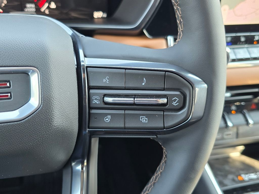 New 2026 GMC Canyon AT4 w/ Technology Plus Package AWD/4WD image 19