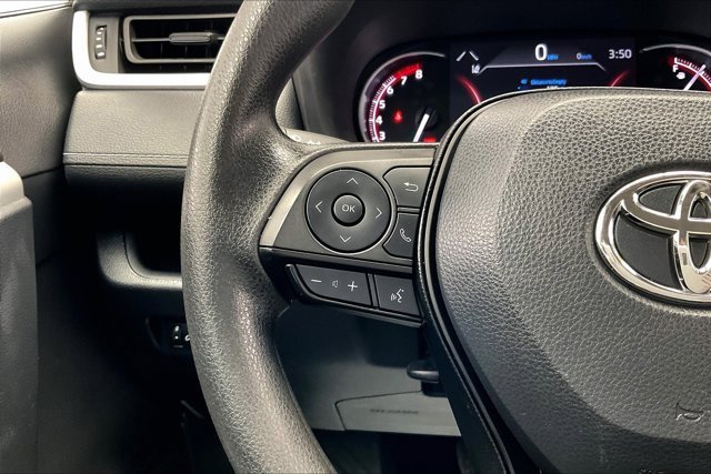 Used 2024 Toyota RAV4 LE image 21