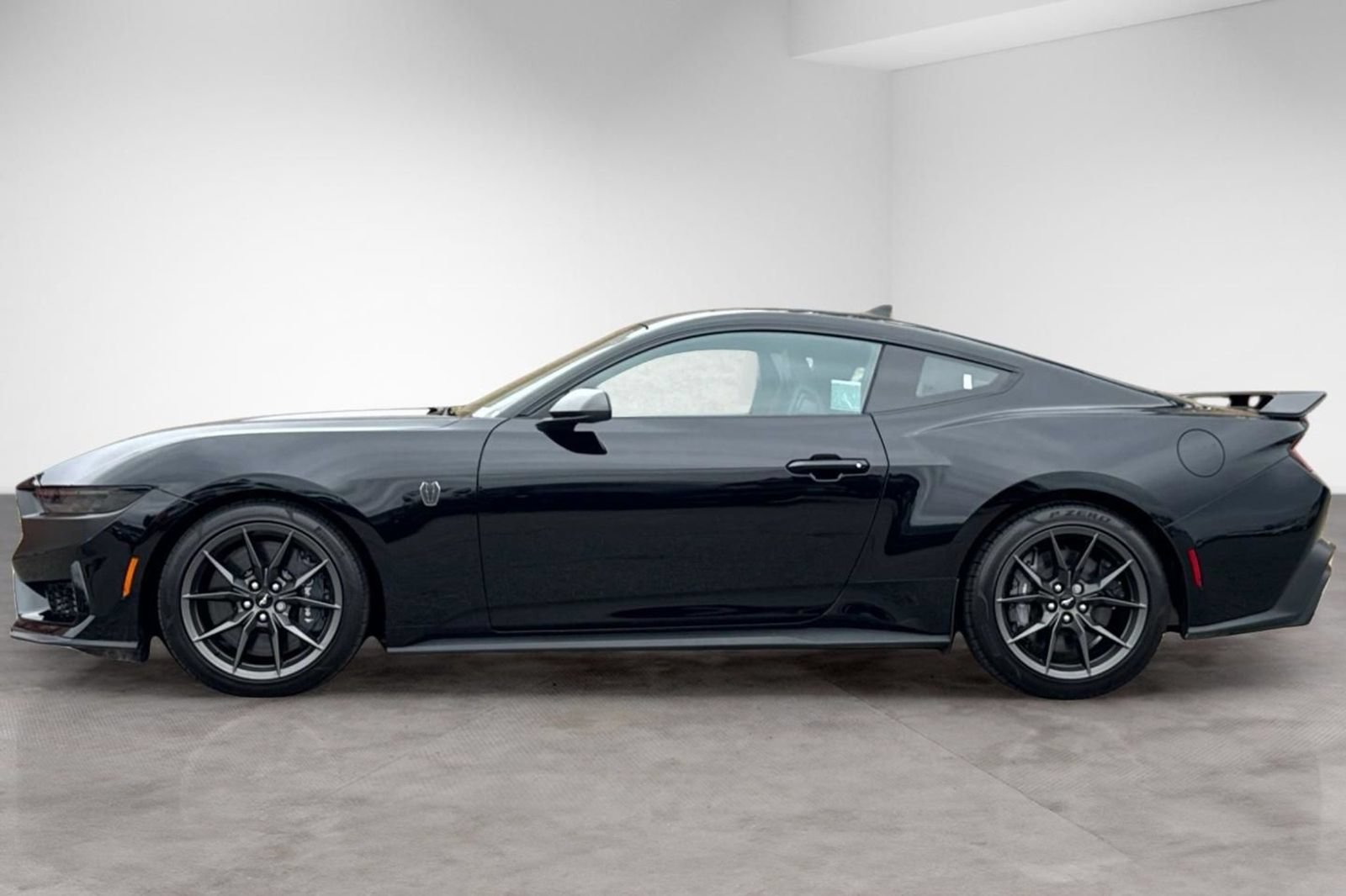 Used 2024 Ford Mustang Dark Horse RWD image 2