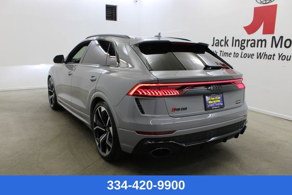 Used 2024 Audi RS Q8 image 2
