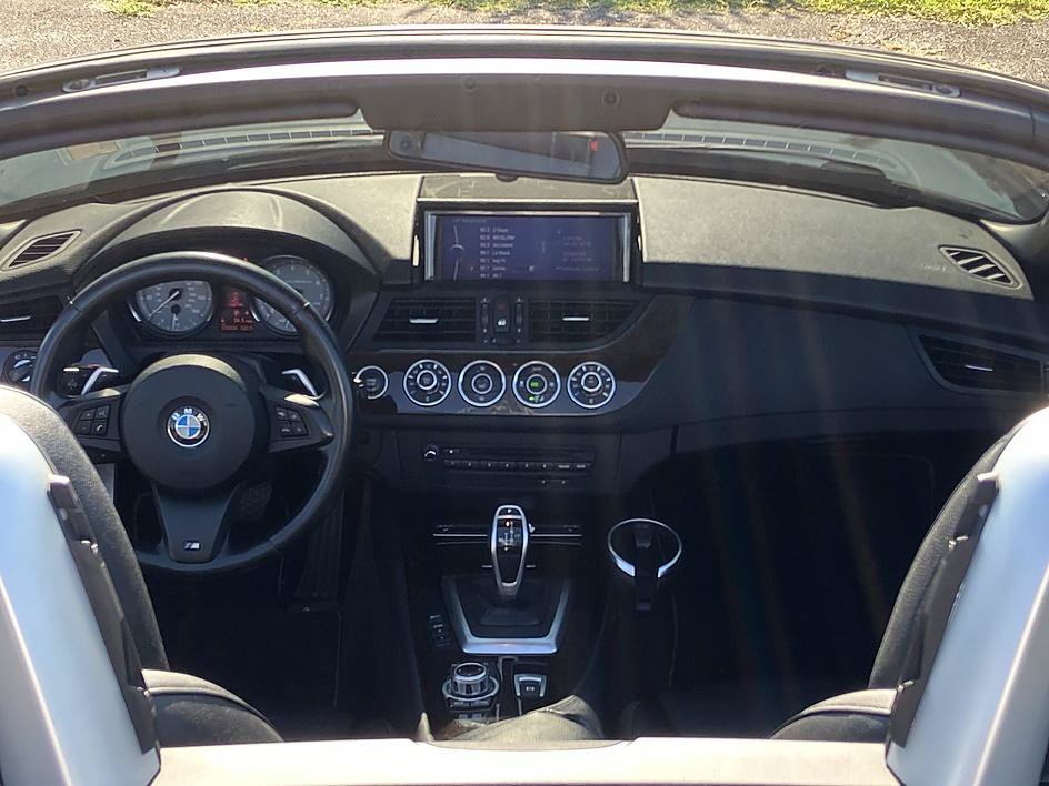 Used 2013 BMW Z4 sDrive35is RWD image 15