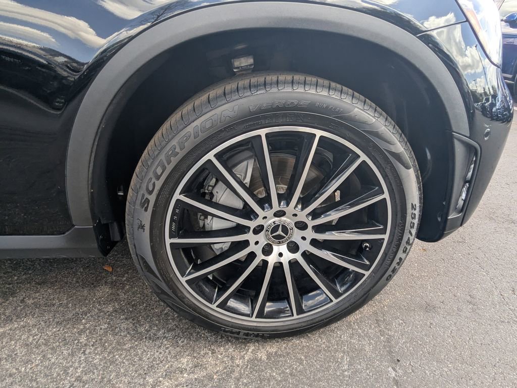 Certified 2021 Mercedes-Benz GLC 300 image 21