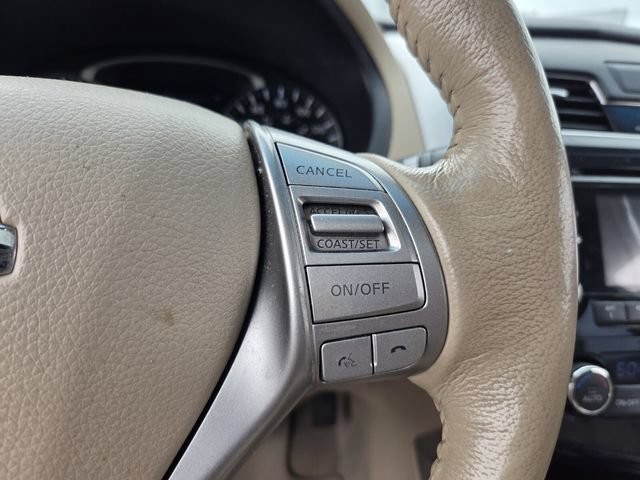 Used 2014 Nissan Altima 2.5 SL w/ Moonroof Package FWD image 26