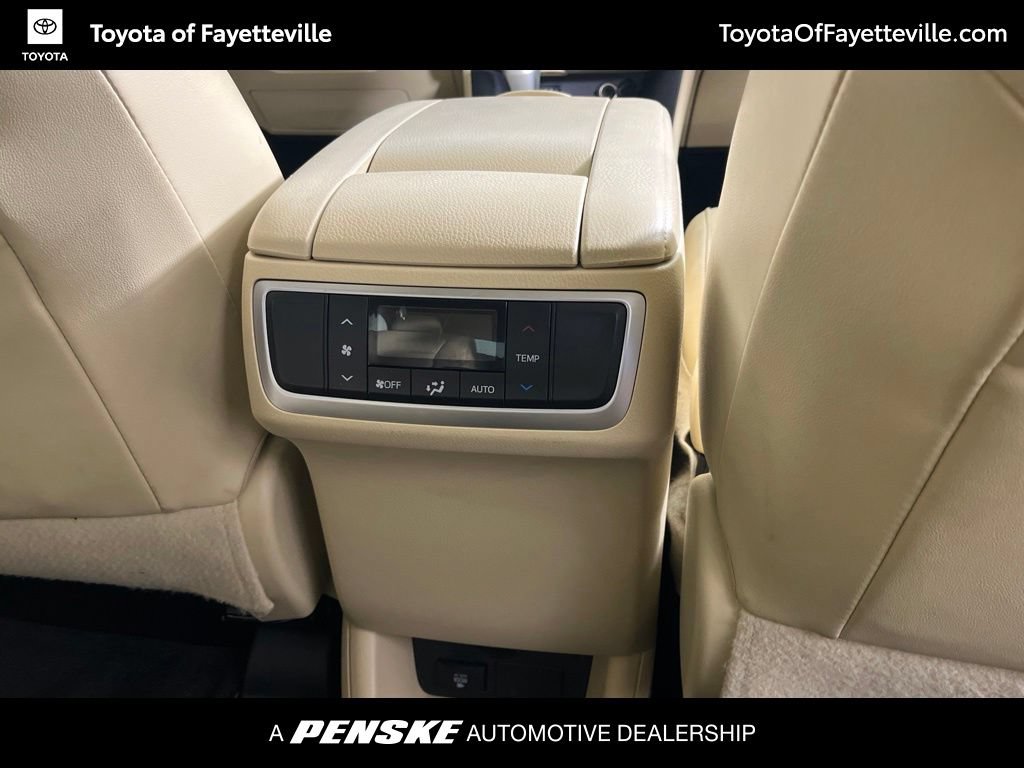 Used 2015 Toyota Highlander Limited FWD image 8