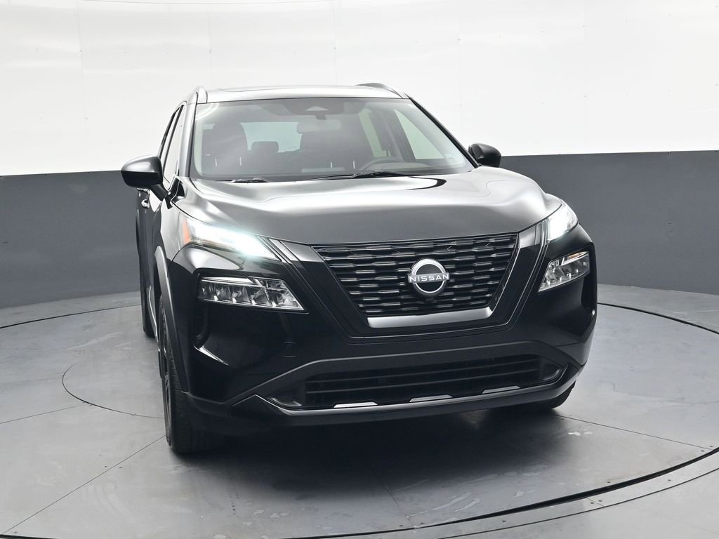Used 2023 Nissan Rogue SV w/ SV Premium B Package image 10