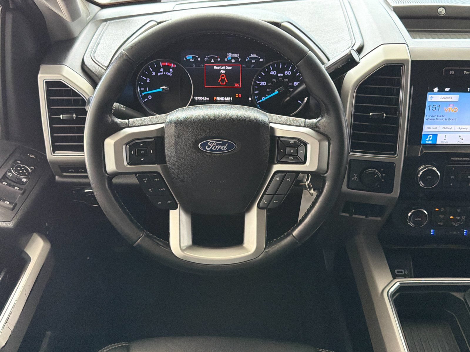 Used 2019 Ford F250 Lariat w/ Lariat Value Package AWD/4WD image 15
