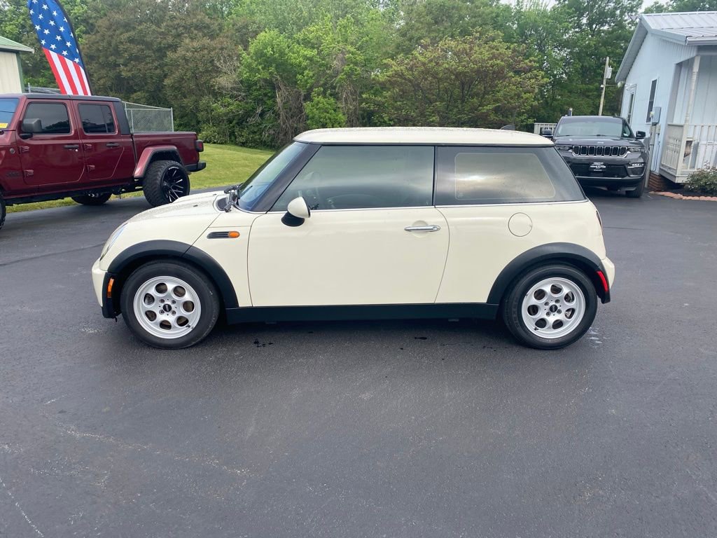 Used 2005 MINI Cooper Hardtop FWD image 8