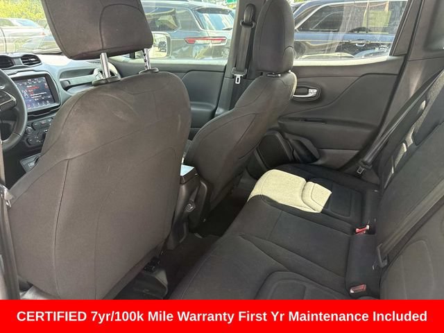 Used 2022 Jeep Renegade Latitude AWD/4WD image 16