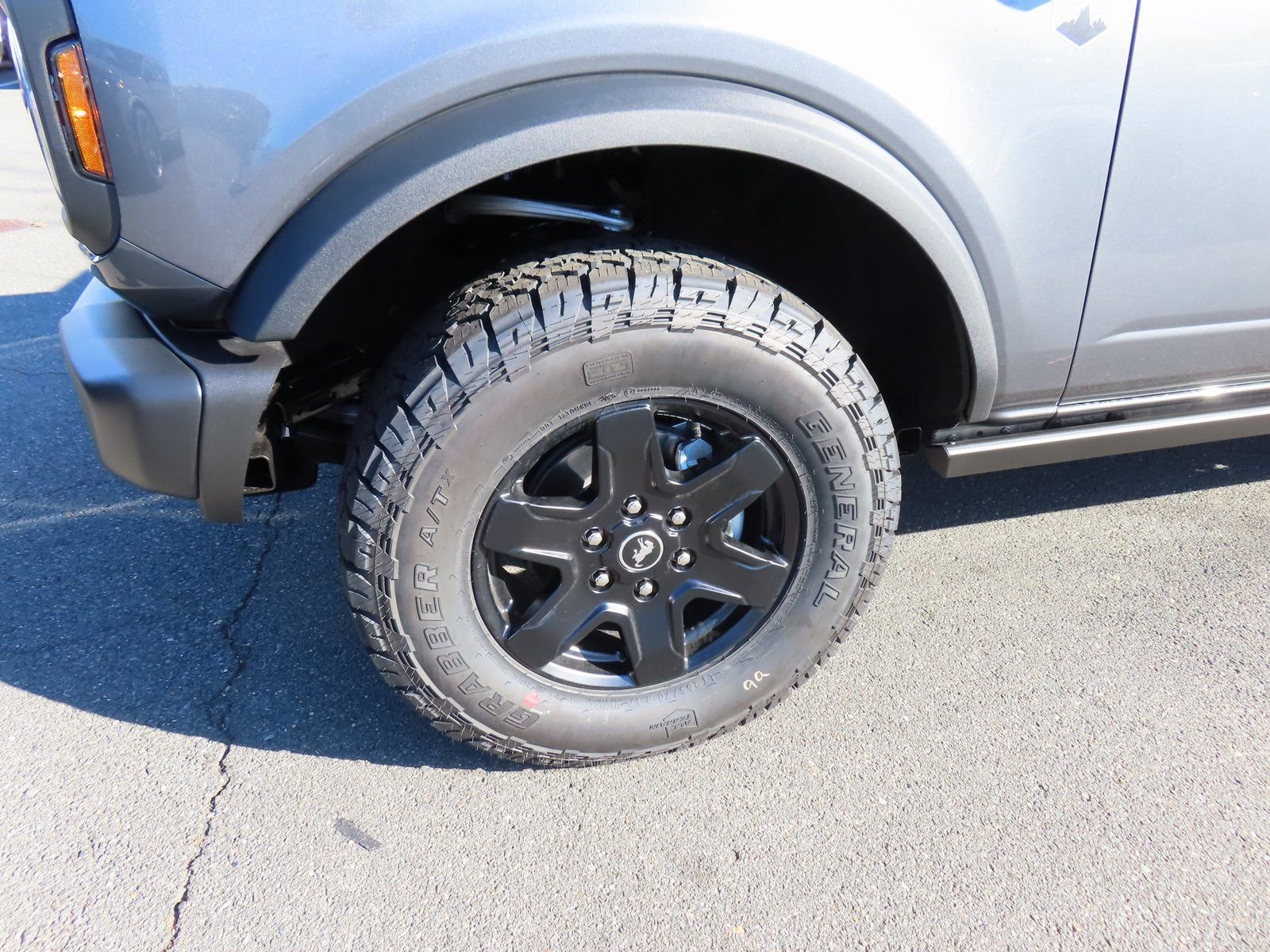 New 2025 Ford Bronco Big Bend w/ Black Diamond Package image 7