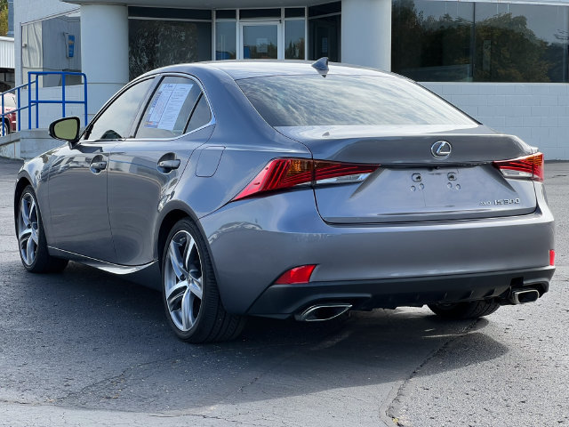 Used 2018 Lexus IS 300 AWD w/ Premium Package image 11
