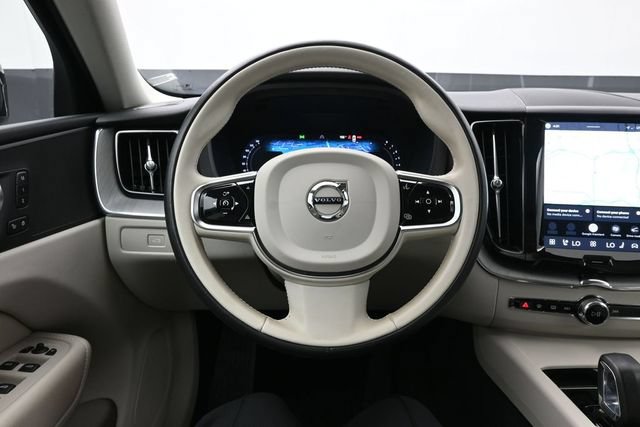 Used 2024 Volvo XC60 B5 Plus w/ Protection Package Premier AWD/4WD image 21