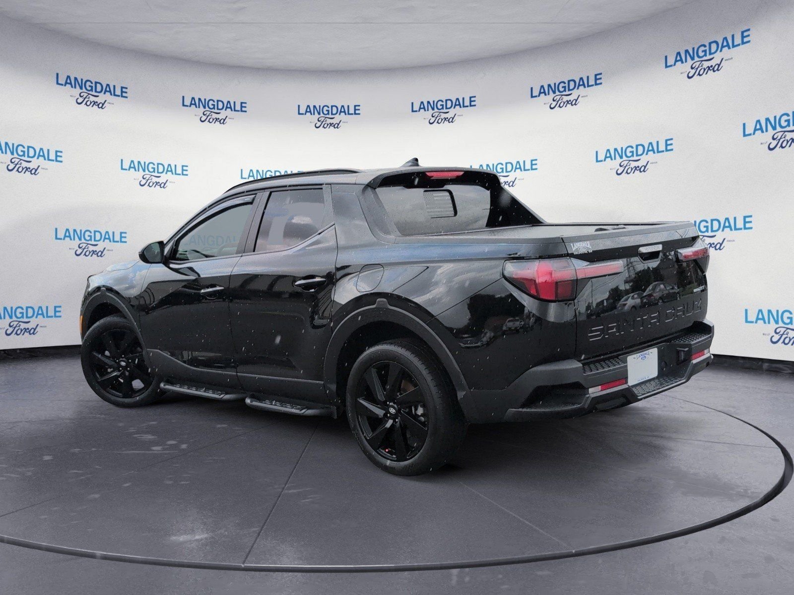 Used 2024 Hyundai Santa Cruz Night AWD/4WD image 9