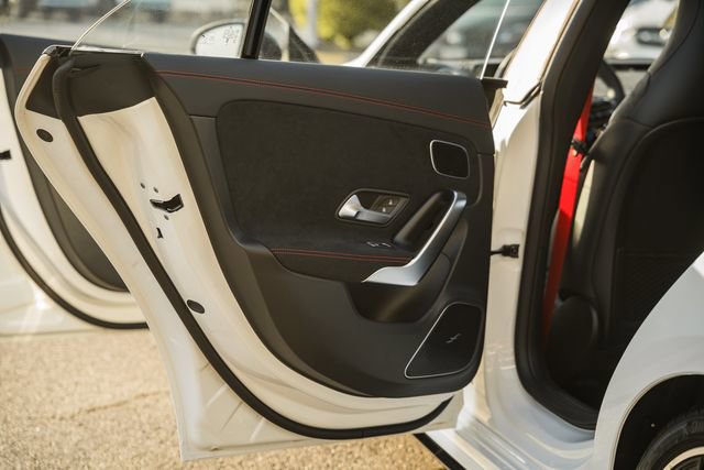 New 2025 Mercedes-Benz CLA 35 AMG 4MATIC image 36