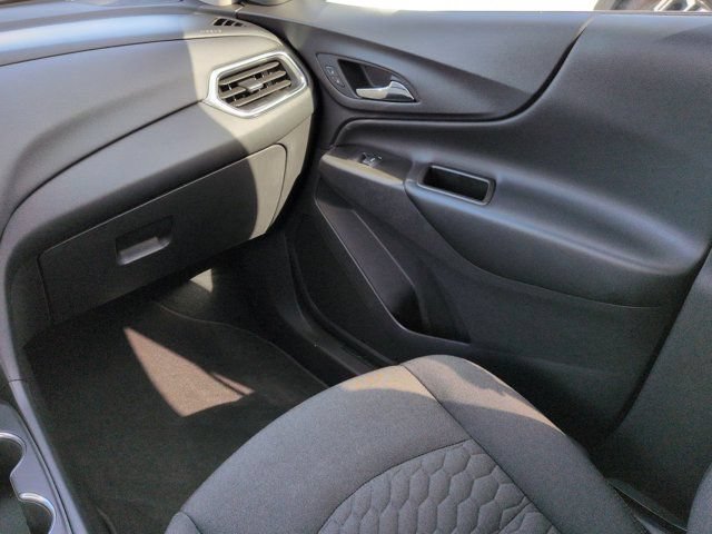 Used 2020 Chevrolet Equinox LT FWD image 17