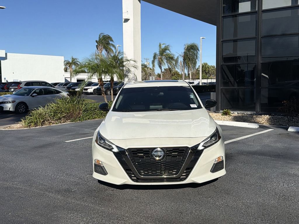 Used 2021 Nissan Altima 2.0 SR image 3