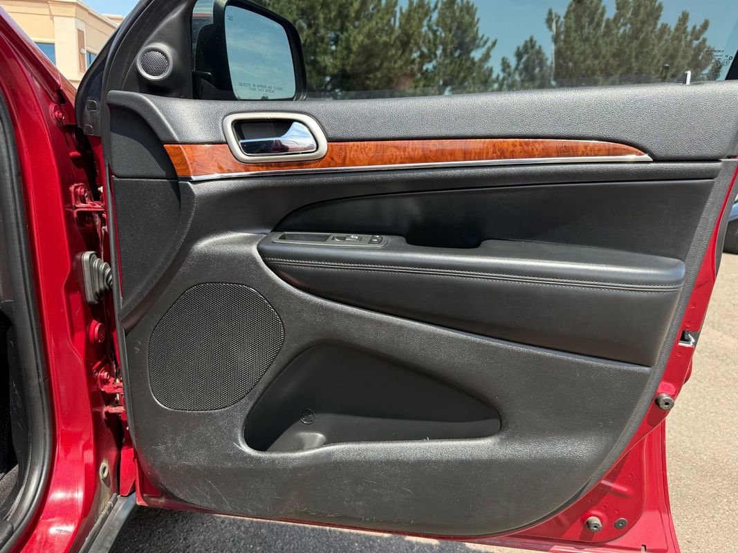 Used 2012 Jeep Grand Cherokee Limited w/ Trailer Tow Group IV image 26