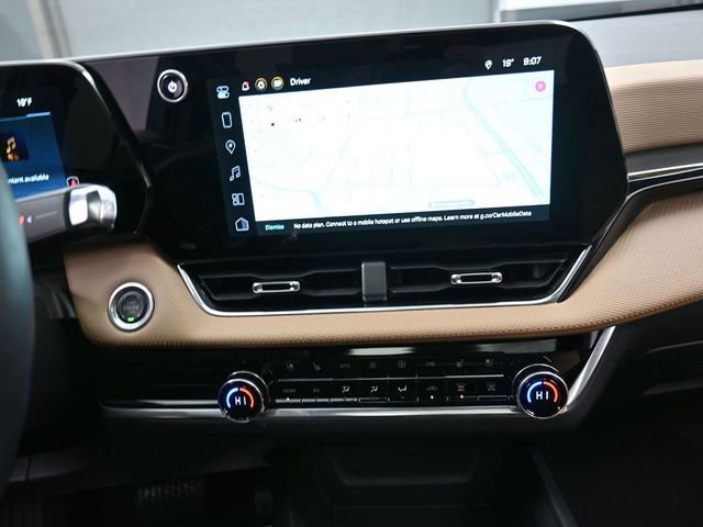 Used 2025 Chevrolet Equinox ACTIV w/ Safety and Technology Package image 10