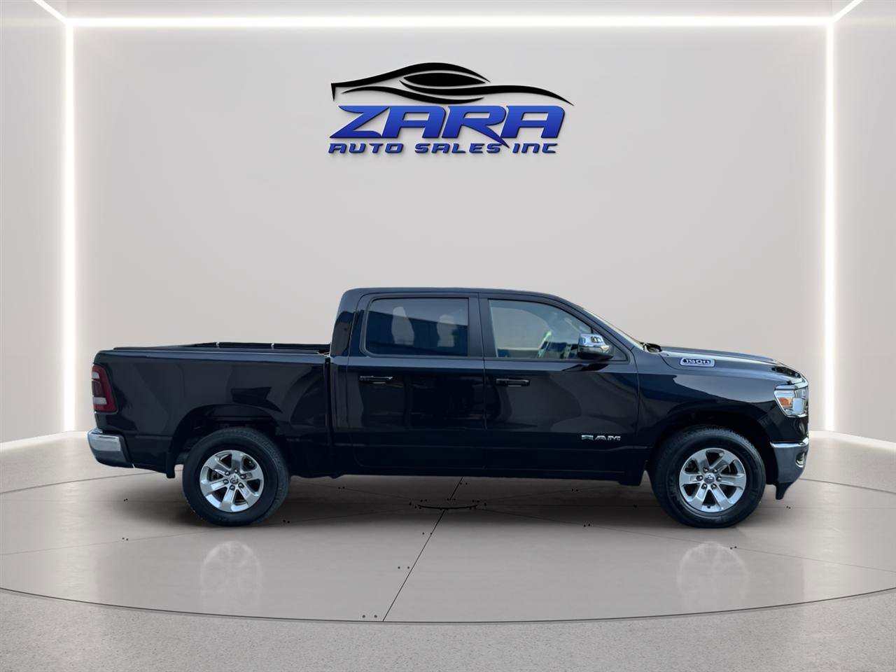 Used 2023 RAM 1500 Laramie image 7