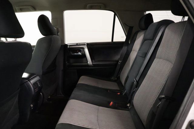 Used 2017 Toyota 4Runner SR5 AWD/4WD image 27