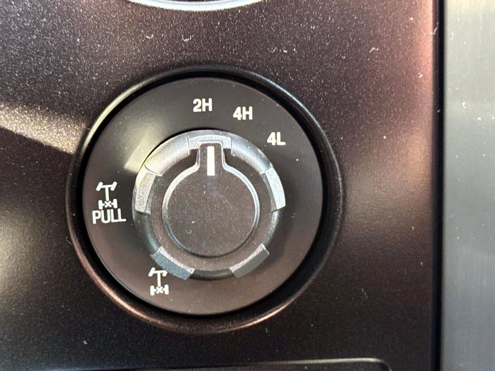 Used 2014 Ford F150 FX4 w/ FX Appearance Package AWD/4WD image 19
