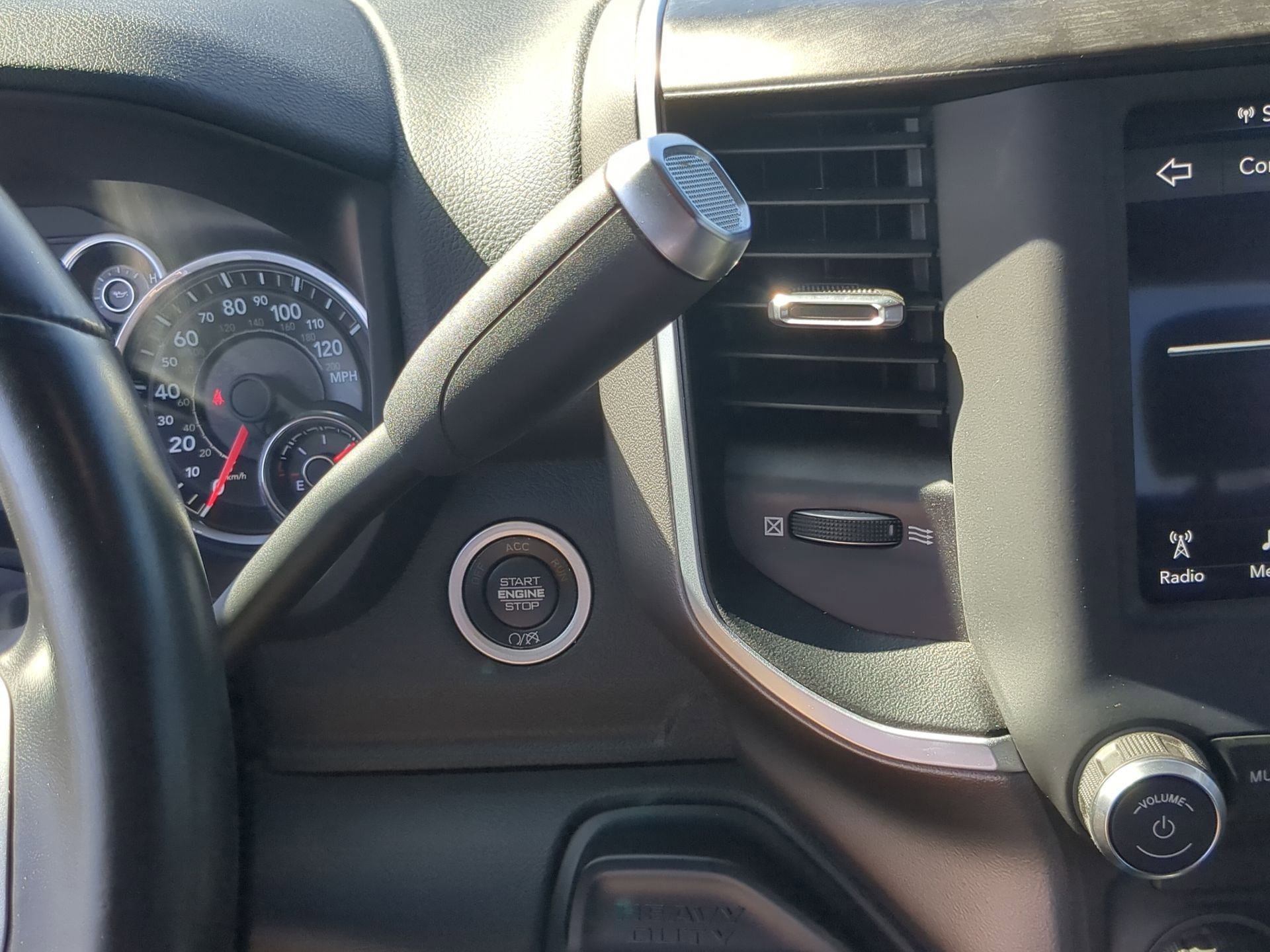 Used 2021 RAM 2500 Big Horn w/ Level 1 Equipment Group image 20