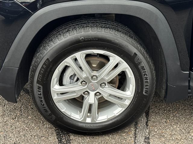 Used 2024 GMC Terrain SLE image 20