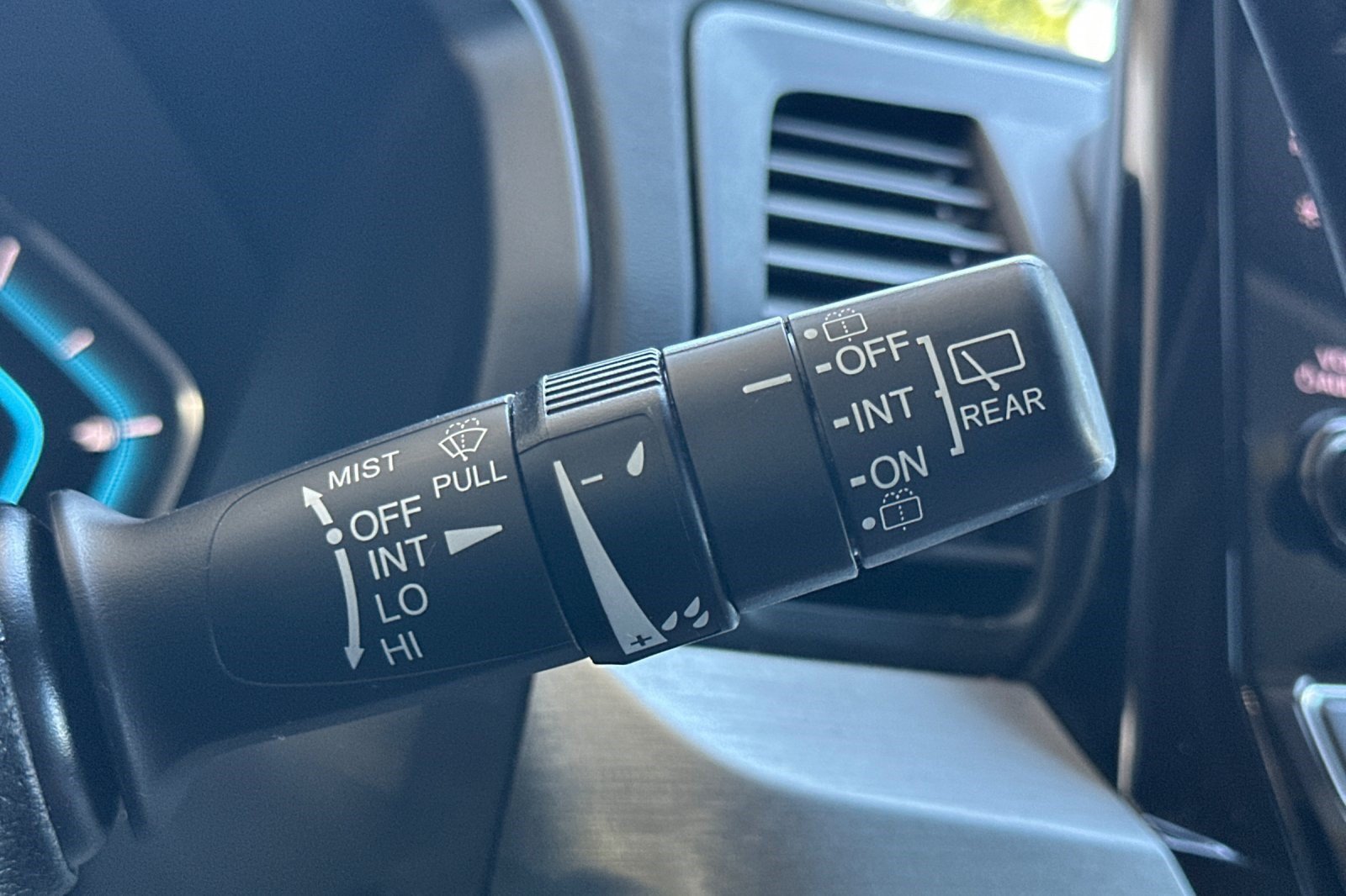 Used 2022 Honda Odyssey EX-L image 32