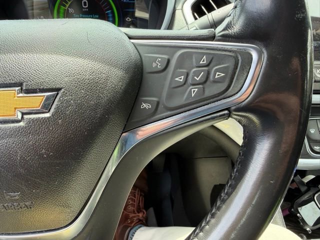 Used 2018 Chevrolet Volt LT w/ Comfort Package FWD image 11