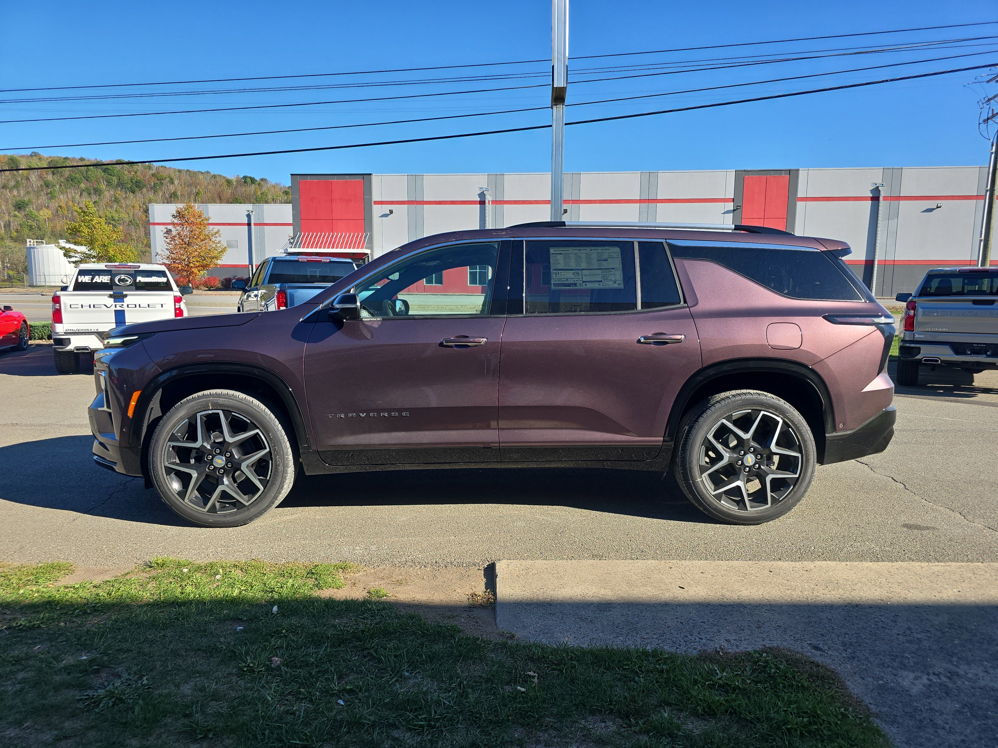 New 2026 Chevrolet Traverse High Country w/ LPO, Floor Liner Package image 7