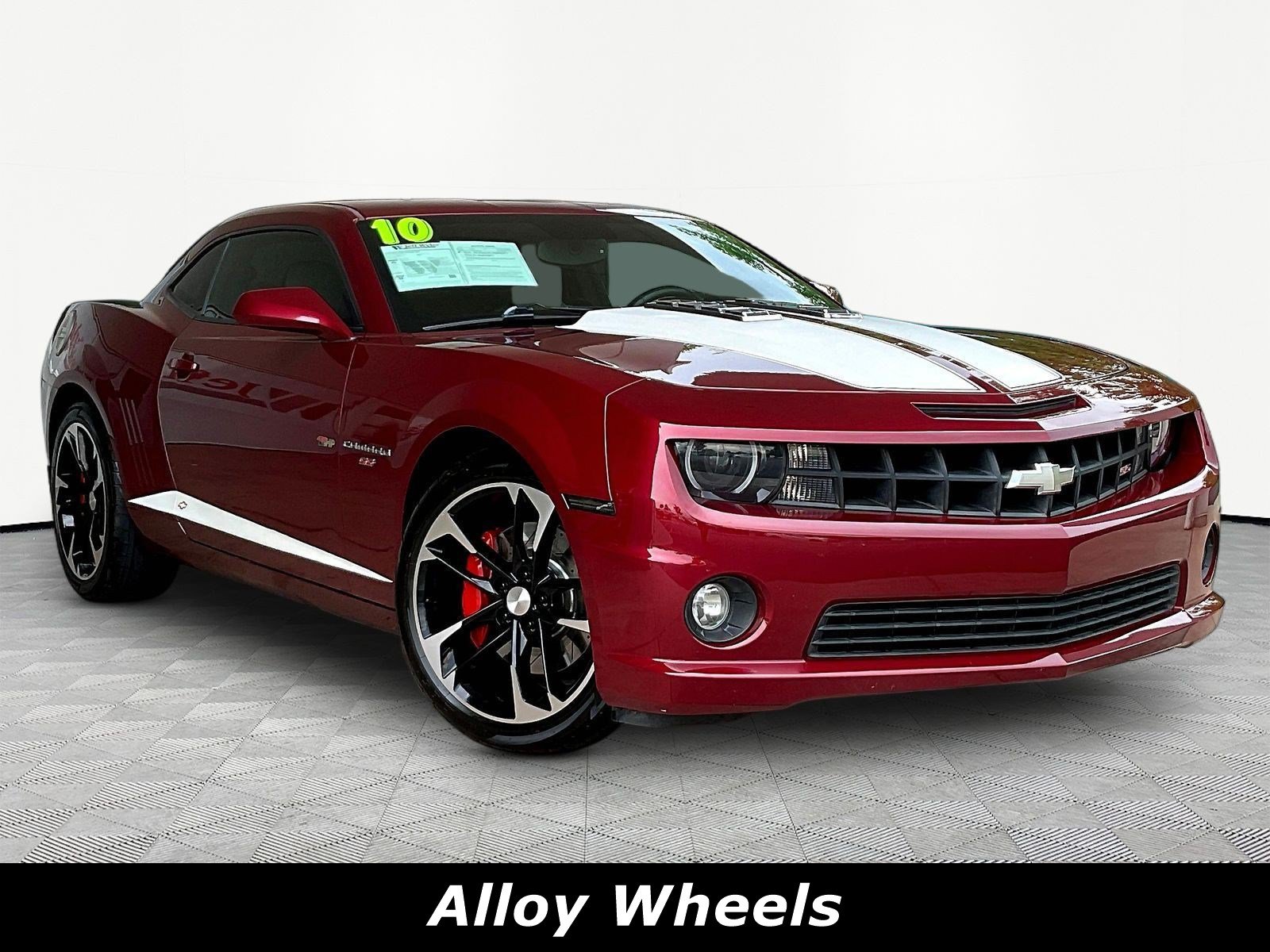 Used 2010 Chevrolet Camaro SS w/ RS Package RWD image 3