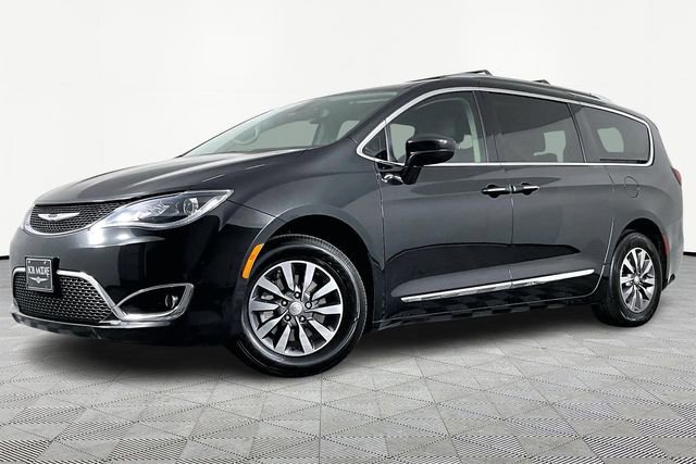 Used 2020 Chrysler Pacifica Touring-L Plus