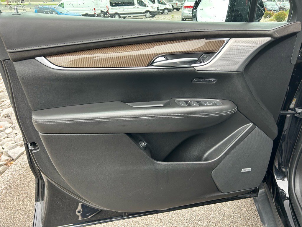 Used 2021 Cadillac XT5 Premium Luxury w/ Platinum Package image 17