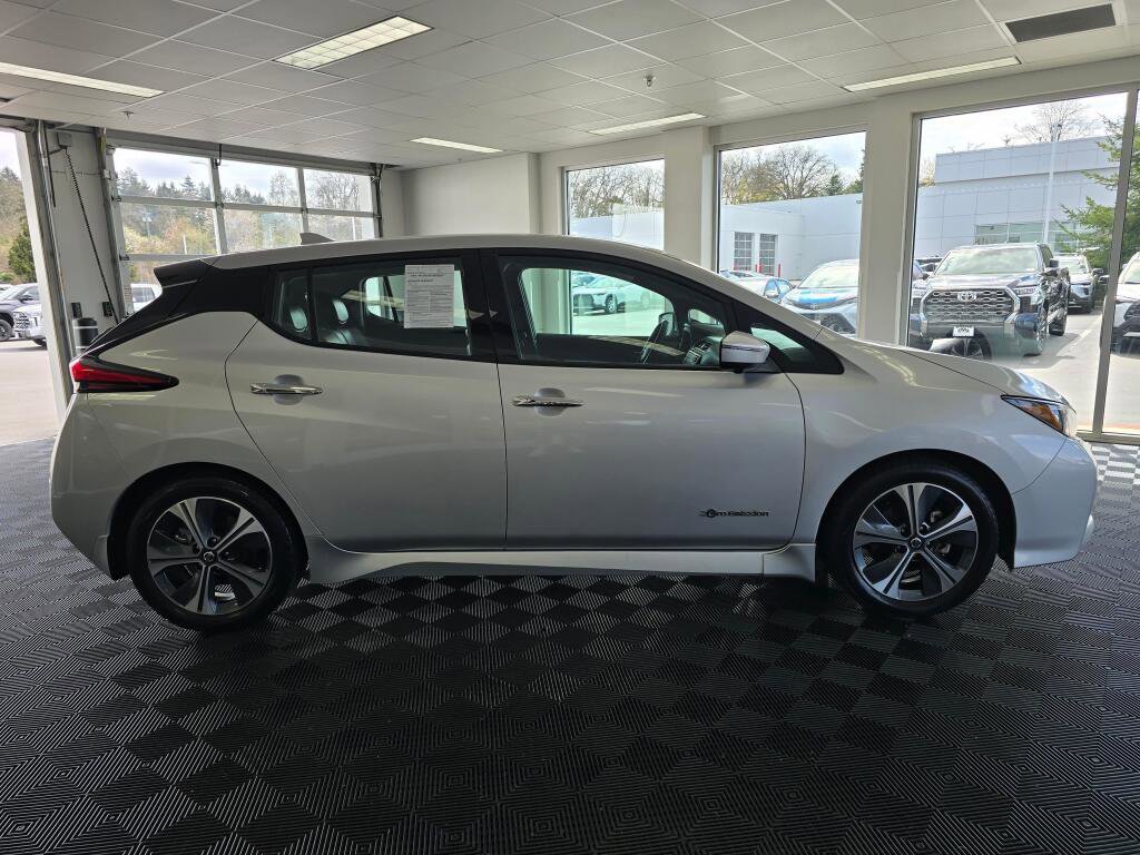 Used 2018 Nissan Leaf SL w/ SL Technology Package image 2