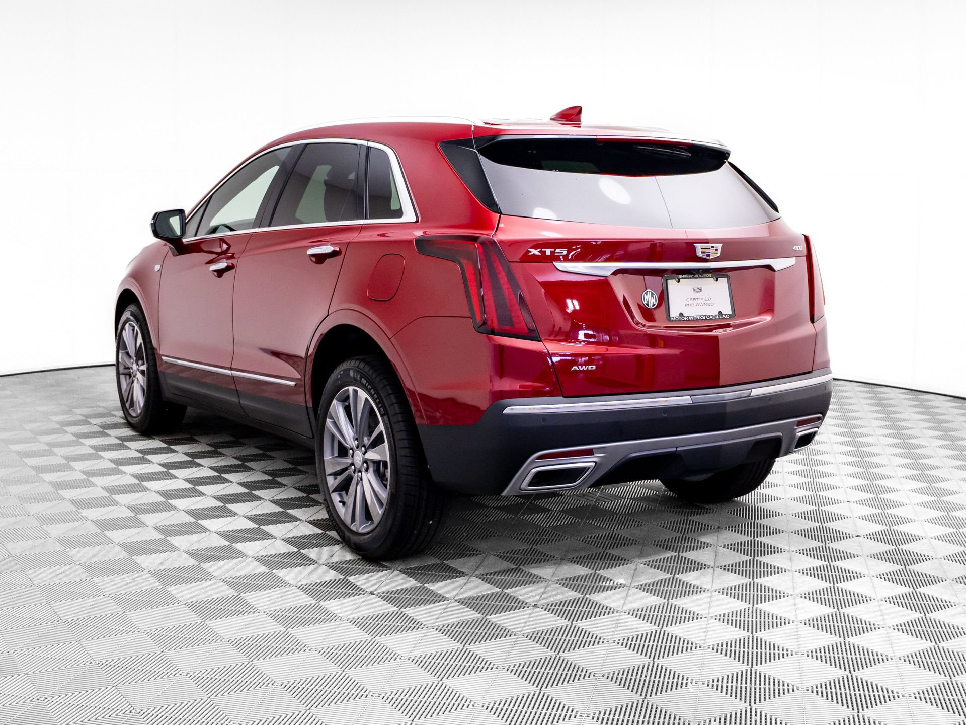 Certified 2026 Cadillac XT5 Premium Luxury w/ Driver Assist Package AWD/4WD video 3