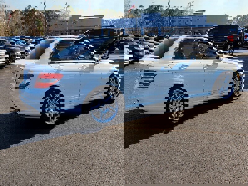 Used 2011 Mercedes-Benz C 300 Sedan image 10