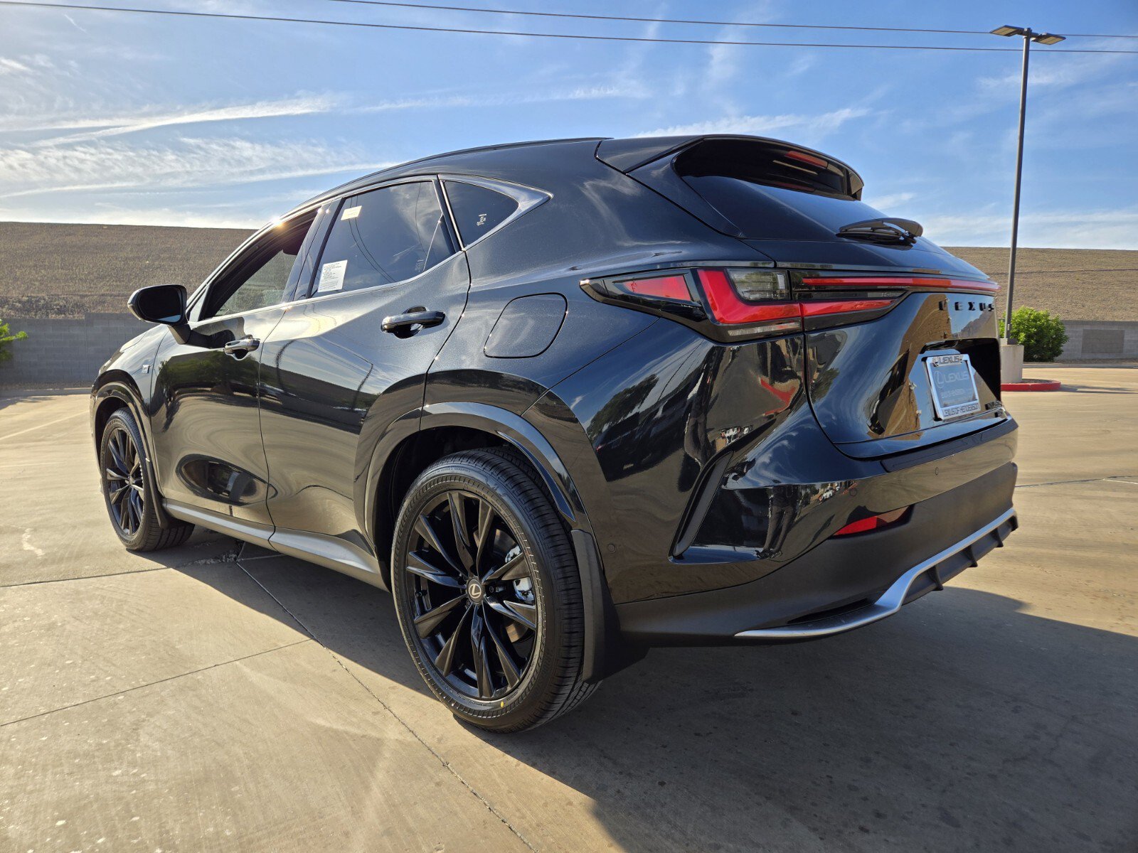New 2026 Lexus NX 450h+ F Sport AWD/4WD image 4