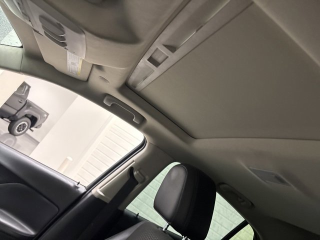 Used 2018 Buick Encore Preferred w/ Experience Buick Package image 17