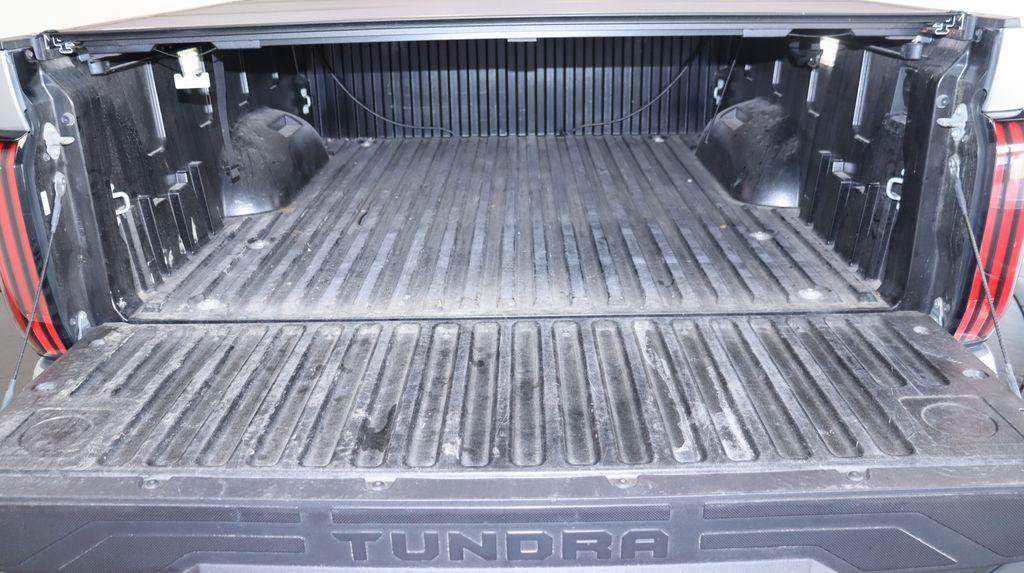 Used 2024 Toyota Tundra Capstone AWD/4WD image 26