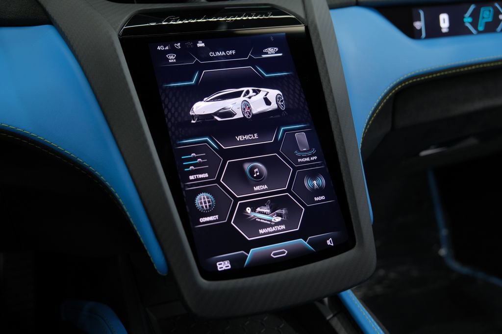 Used 2025 Lamborghini Revuelto image 53