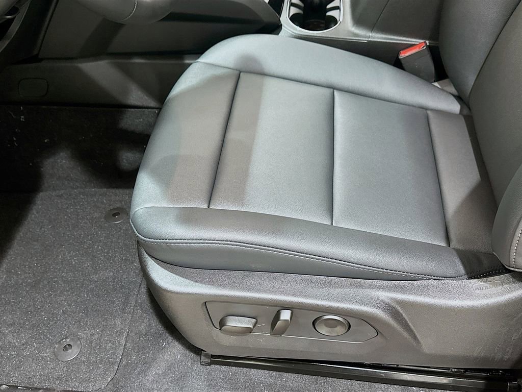 New 2026 GMC Canyon Elevation RWD image 20