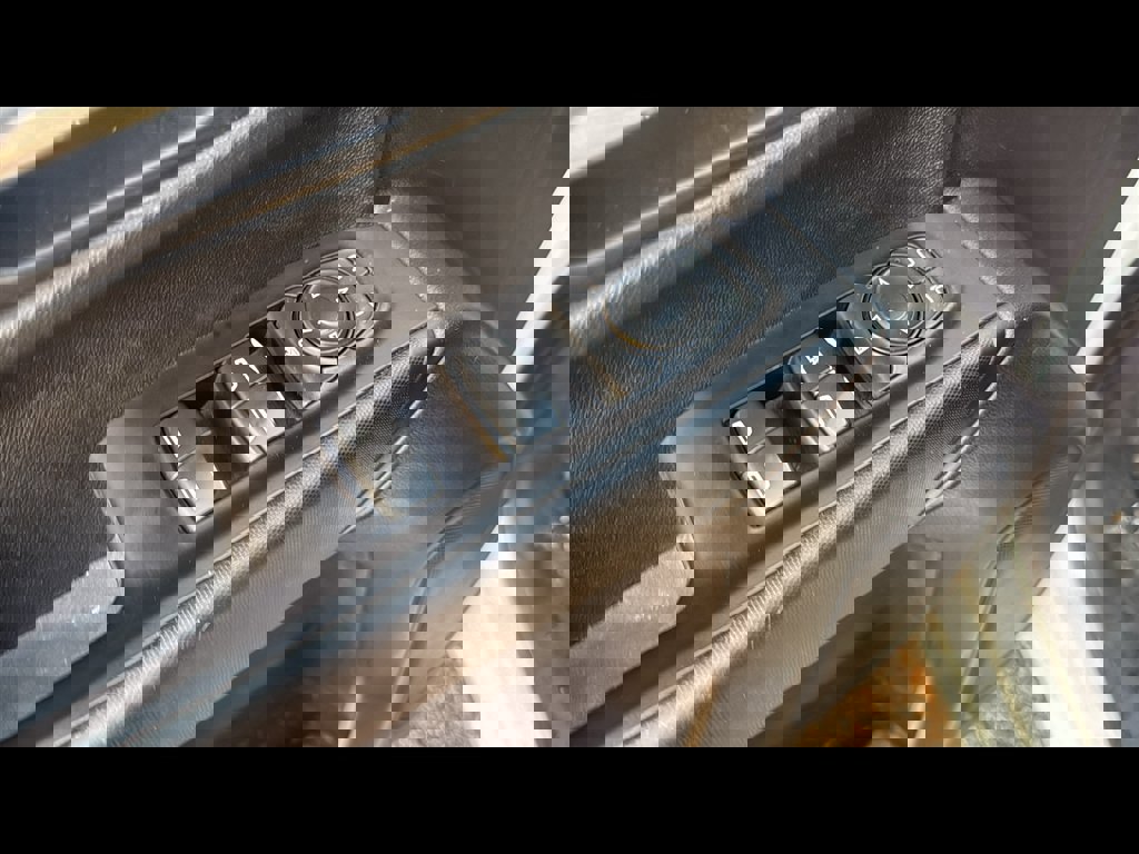 Used 2020 Chevrolet Silverado 1500 W/T w/ WT Value Package image 8