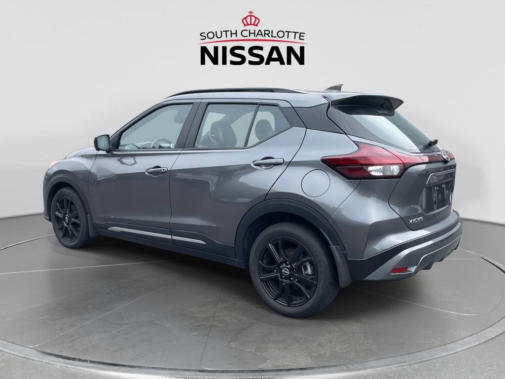 Used 2023 Nissan Kicks SR w/ SR Premium Package FWD image 4